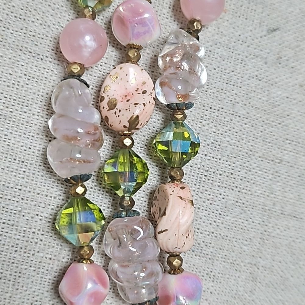 Vintage 60s Regency Signed Rare Gilt Pink Art Glass Rhinestone Crystal Necklace - Picture 4 of 8